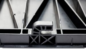 HSV Technical Moulded Parts, specialist in de ontwikkeling en productie van grote kunststof spuitgietproducten voor infra