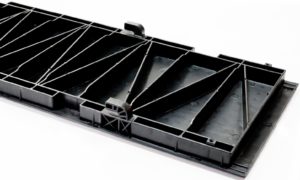 HSV Technical Moulded Parts, specialist in de ontwikkeling en productie van grote kunststof spuitgietproducten voor infra